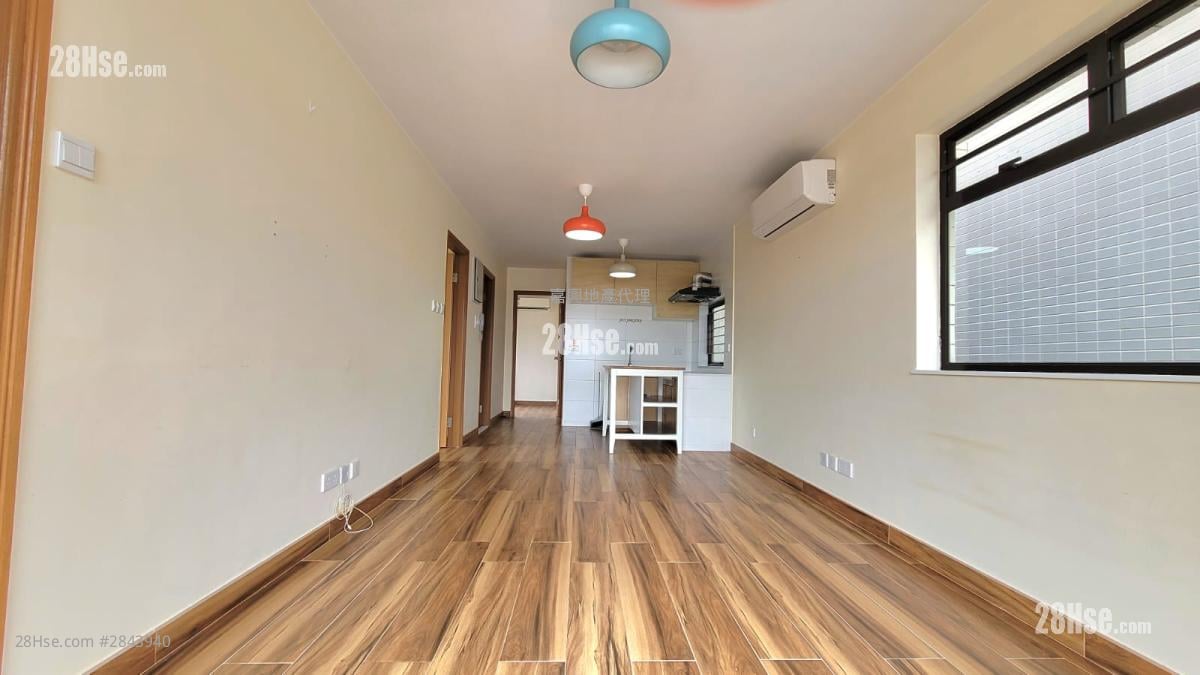 村屋 租盘 3 房 , 2 浴室