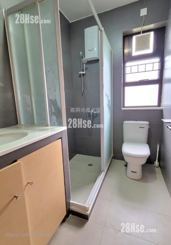 村屋 租盘 3 房 , 2 浴室