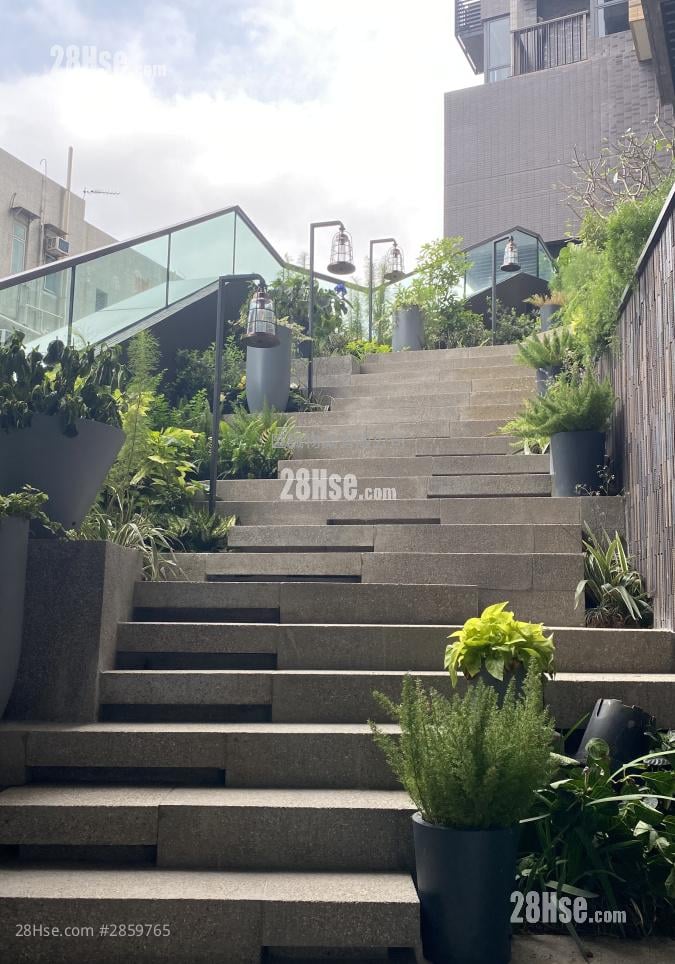 Artisan Garden Sell 1 Bedroom , 1 Bathroom 319 ft²