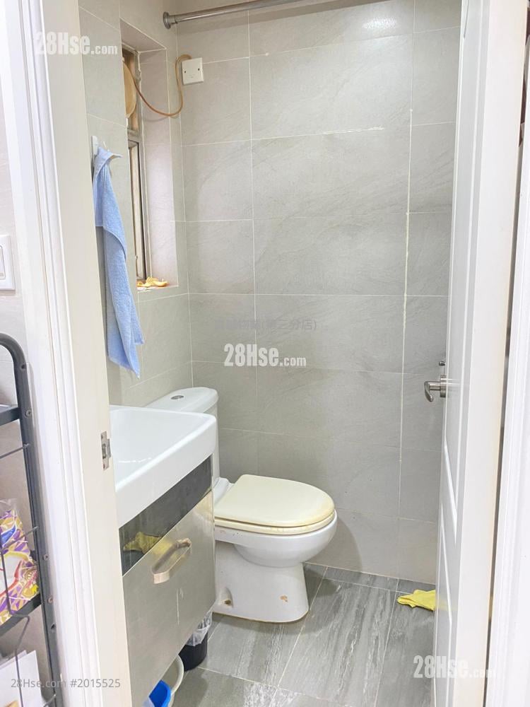 晓丽苑 售盘 3 房 , 1 浴室 596 平方尺