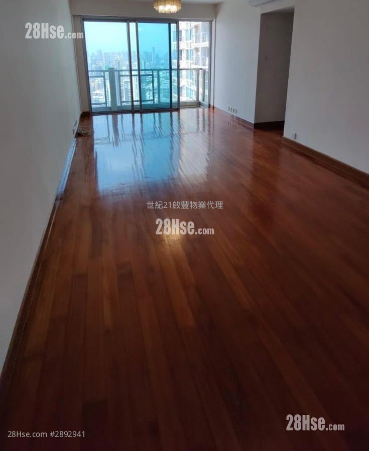 Billionnaire Royale Rental 3 Bedrooms , 2 Bathrooms 887 ft²