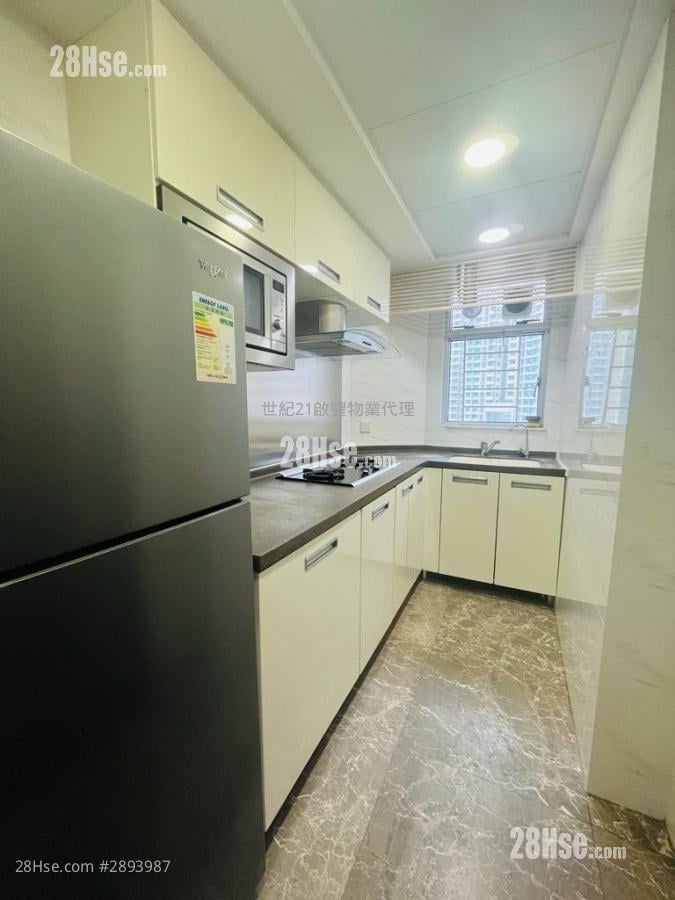 Le Billionnaire Rental 2 Bedrooms 541 ft² Le Billionnaire Rental 2 Bedrooms 541 ft²