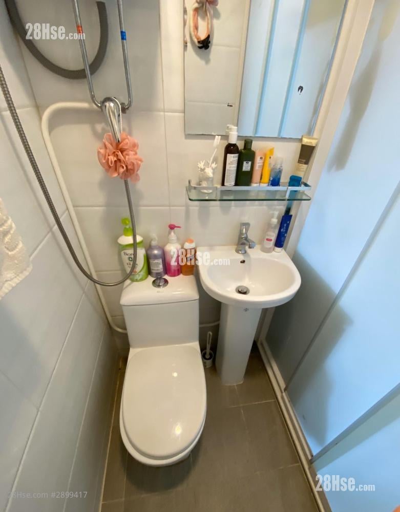 新威园 租盘 1 房 , 1 浴室 130 平方尺