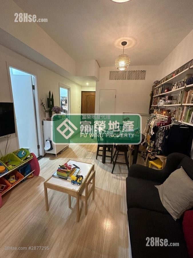 Tai Kok Tsui Building Sell 3 bedrooms 482 ft²
