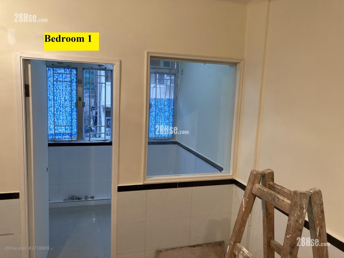 唐楼 租盘 2 房 , 1 浴室 300 平方尺