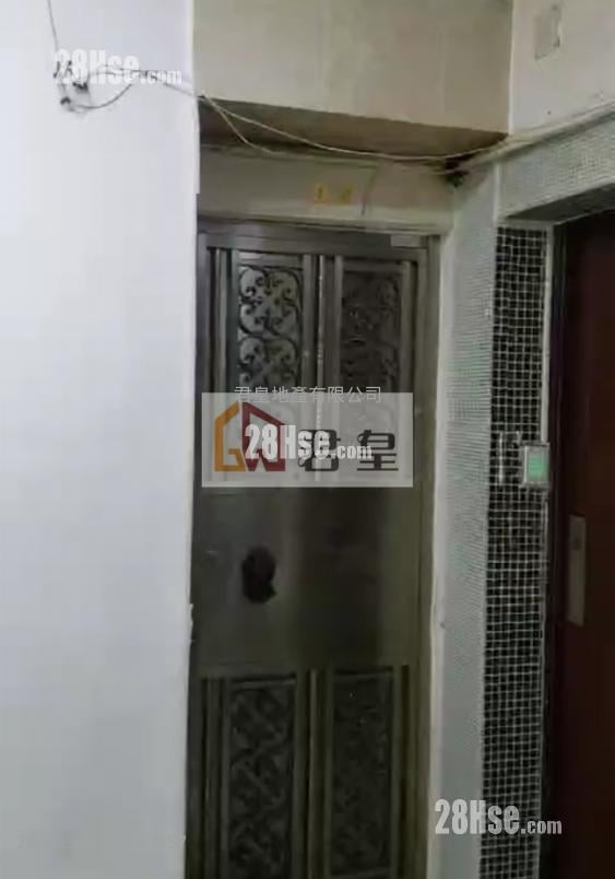 重慶大廈 售盤 3 房 , 3 浴室 524 平方呎