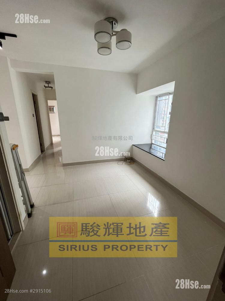 Hoi Hong Building Sell 3 bedrooms , 1 bathrooms 428 ft²