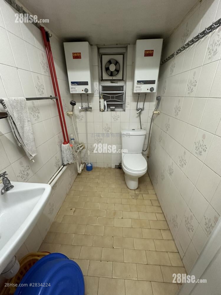 Sincere Western House Rental 1 Bedroom , 1 Bathroom 270 ft²