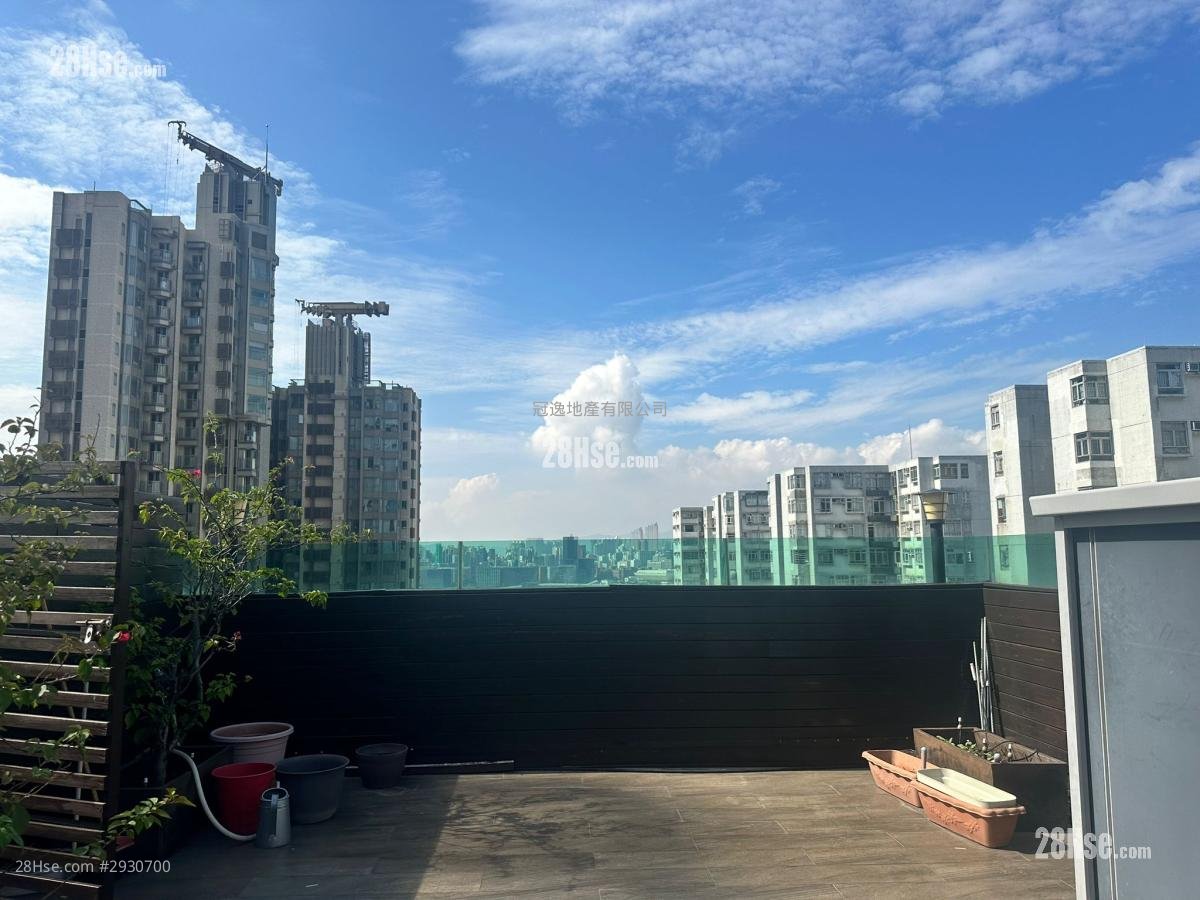 Wah Hoi Mansion Sell 2 bedrooms , 1 bathrooms 493 ft²