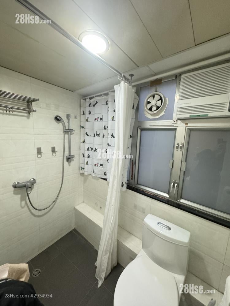 香港上环孖沙街8号唐3楼5号房 租盘 开放式间隔 , 1 浴室 120 平方尺