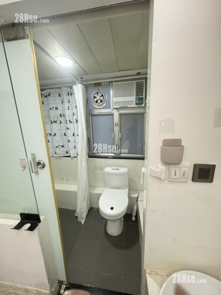 香港上环孖沙街8号唐3楼5号房 租盘 开放式间隔 , 1 浴室 120 平方尺