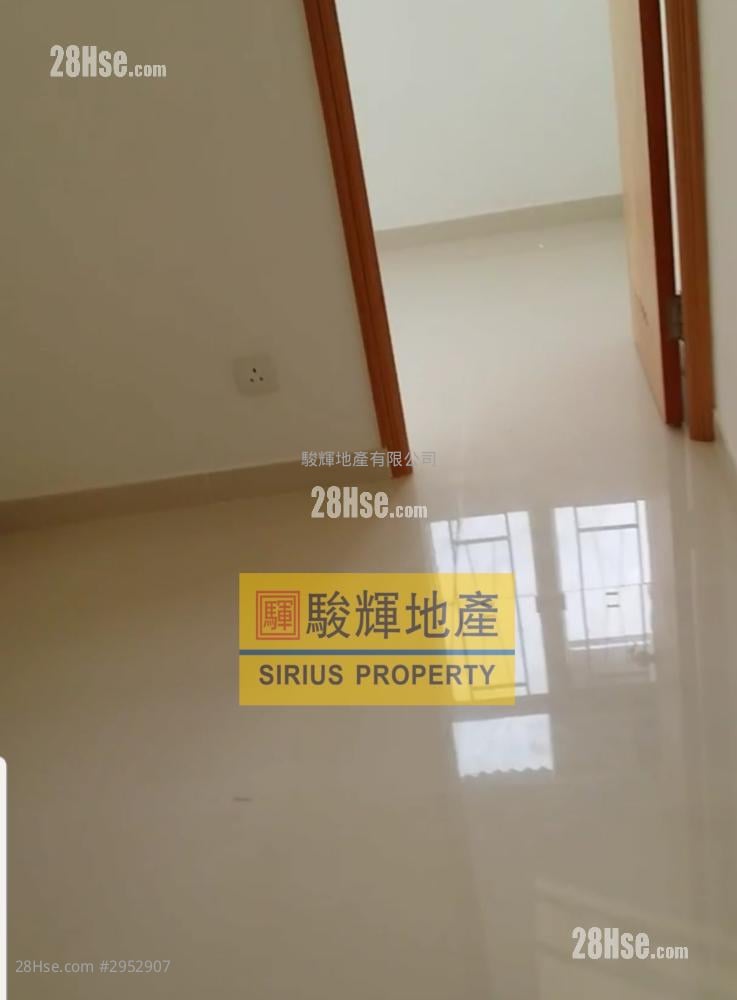 Po Cheung Building Sell 3 bedrooms , 3 bathrooms 437 ft²