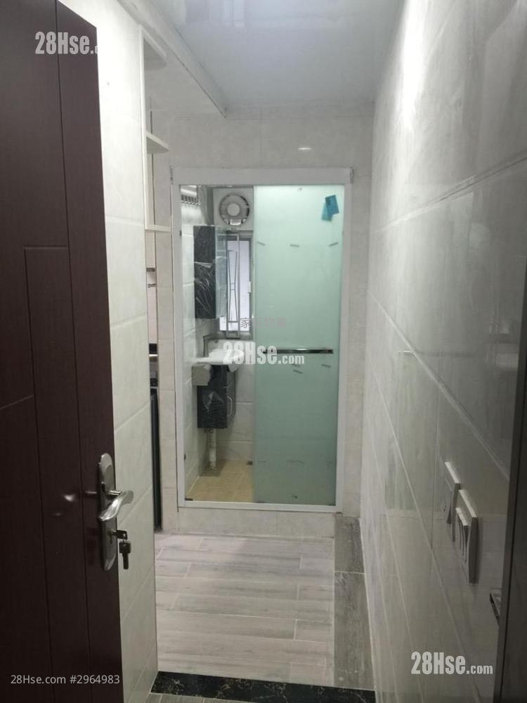 Hing Wong Mansion Sell 5+ bedrooms , 5+ bathrooms 621 ft²