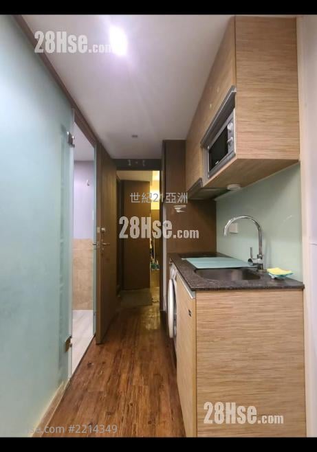 Sze Bo Building Sell 3 Bedrooms , 3 Bathrooms 573 ft²
