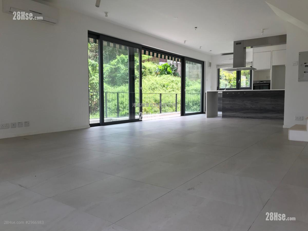 Nam Wai Sell 4 bedrooms , 3 bathrooms 1,260 ft²