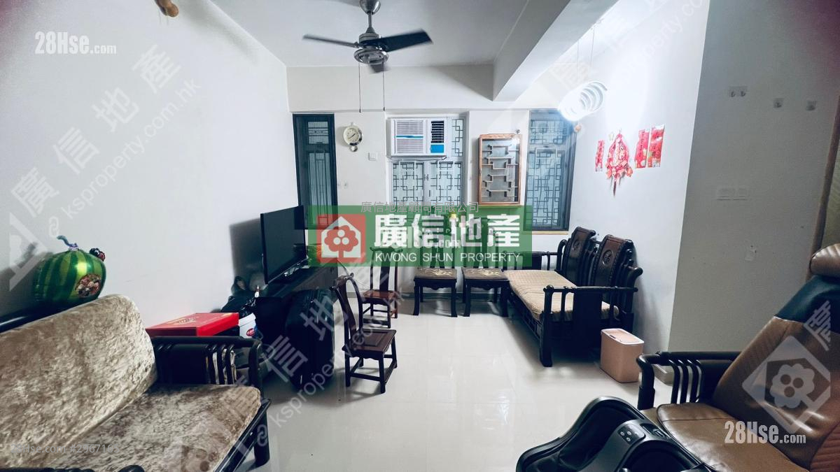Hing Wong Mansion Sell 3 bedrooms , 1 bathrooms 621 ft²
