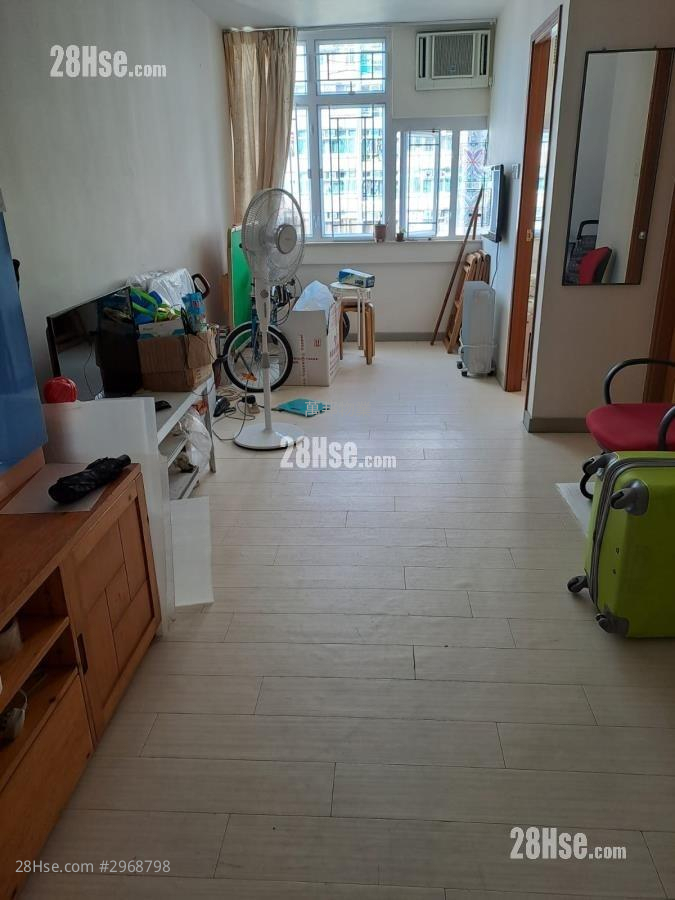 Yat Nga Court Sell 2 bedrooms , 1 bathrooms 376 ft²