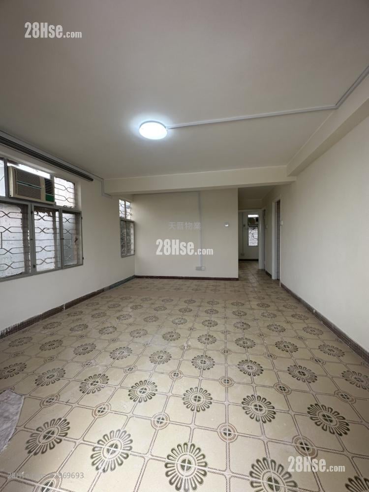 Tai Tong Village Sell 3 bedrooms , 1 bathrooms 600 ft²