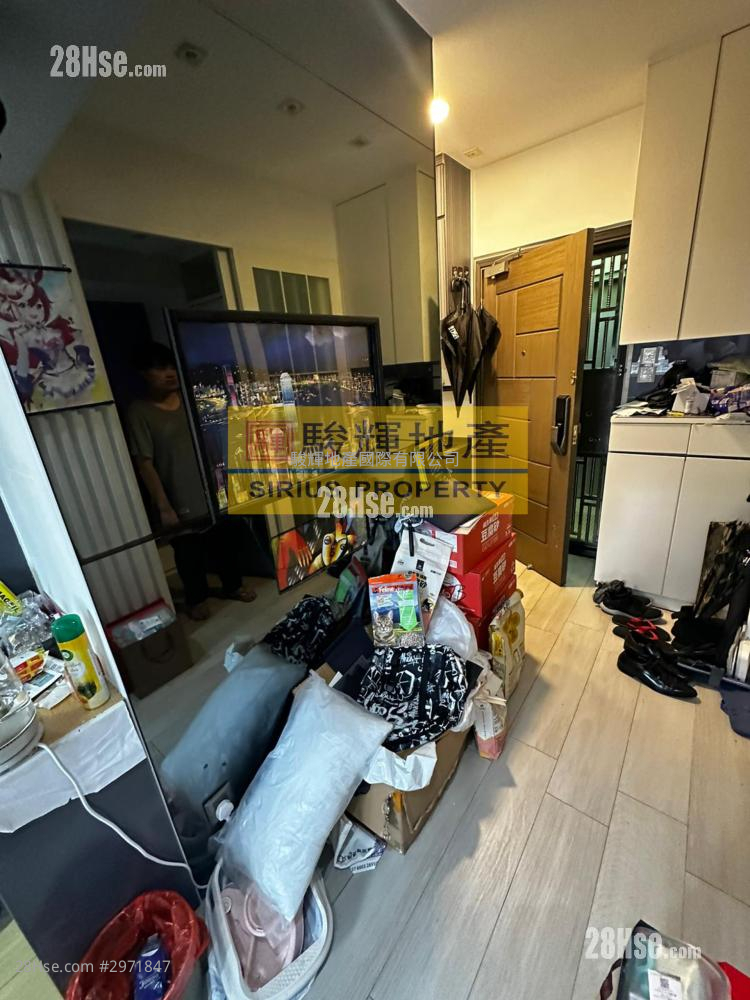 Shanghai Building Sell 2 bedrooms , 1 bathrooms 322 ft²