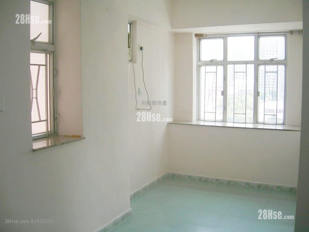 Lee Bo Building Sell 1 bedrooms 265 ft²