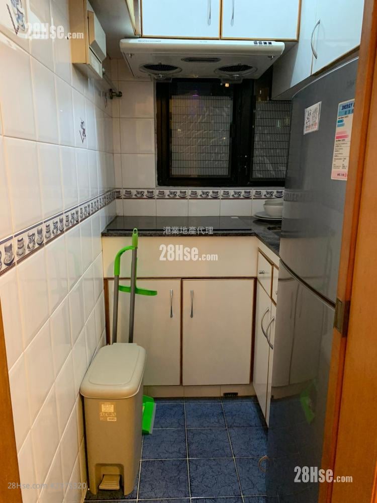 康和花园 售盘 2 房 , 1 浴室 270 平方尺