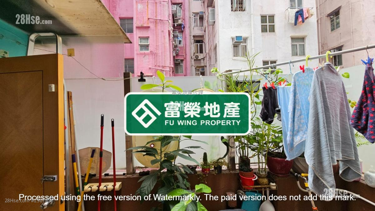 Wah Hung House Sell 2 bedrooms , 1 bathrooms 330 ft²
