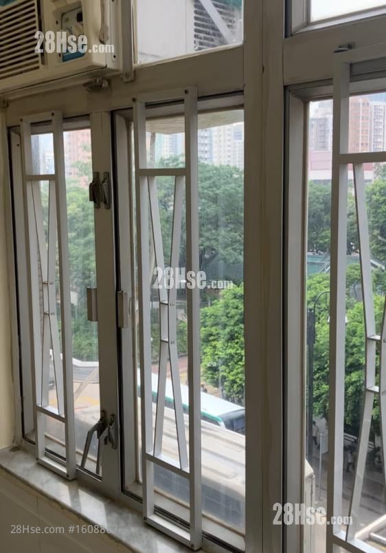 彌敦道466號 清靜民居, 無任何娛樂場所, 出入安全方便 租盤 1 房 , 1 浴室 150 平方呎