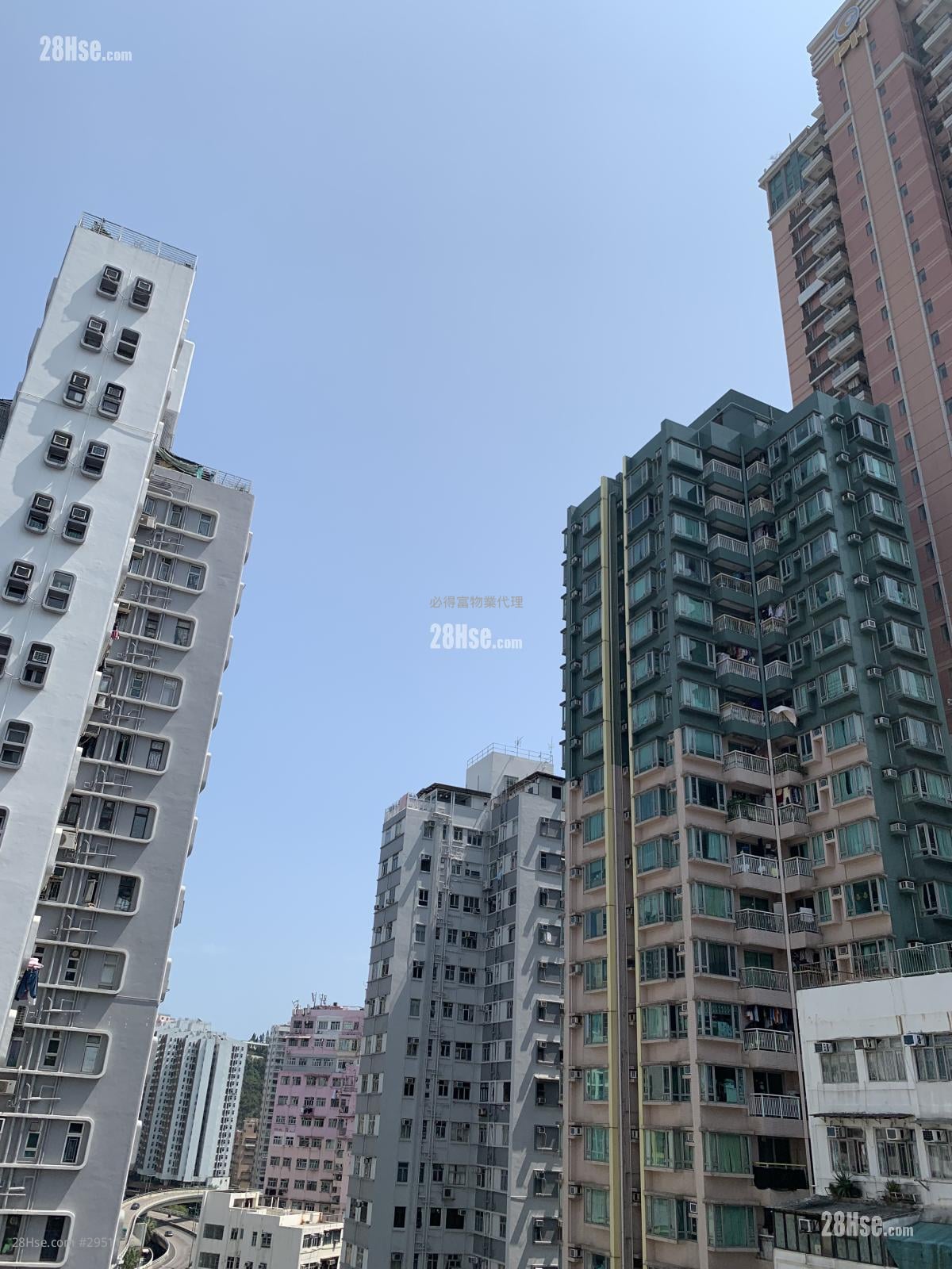 Capitol Mansion Rental Studio , 1 Bathroom 180 ft²