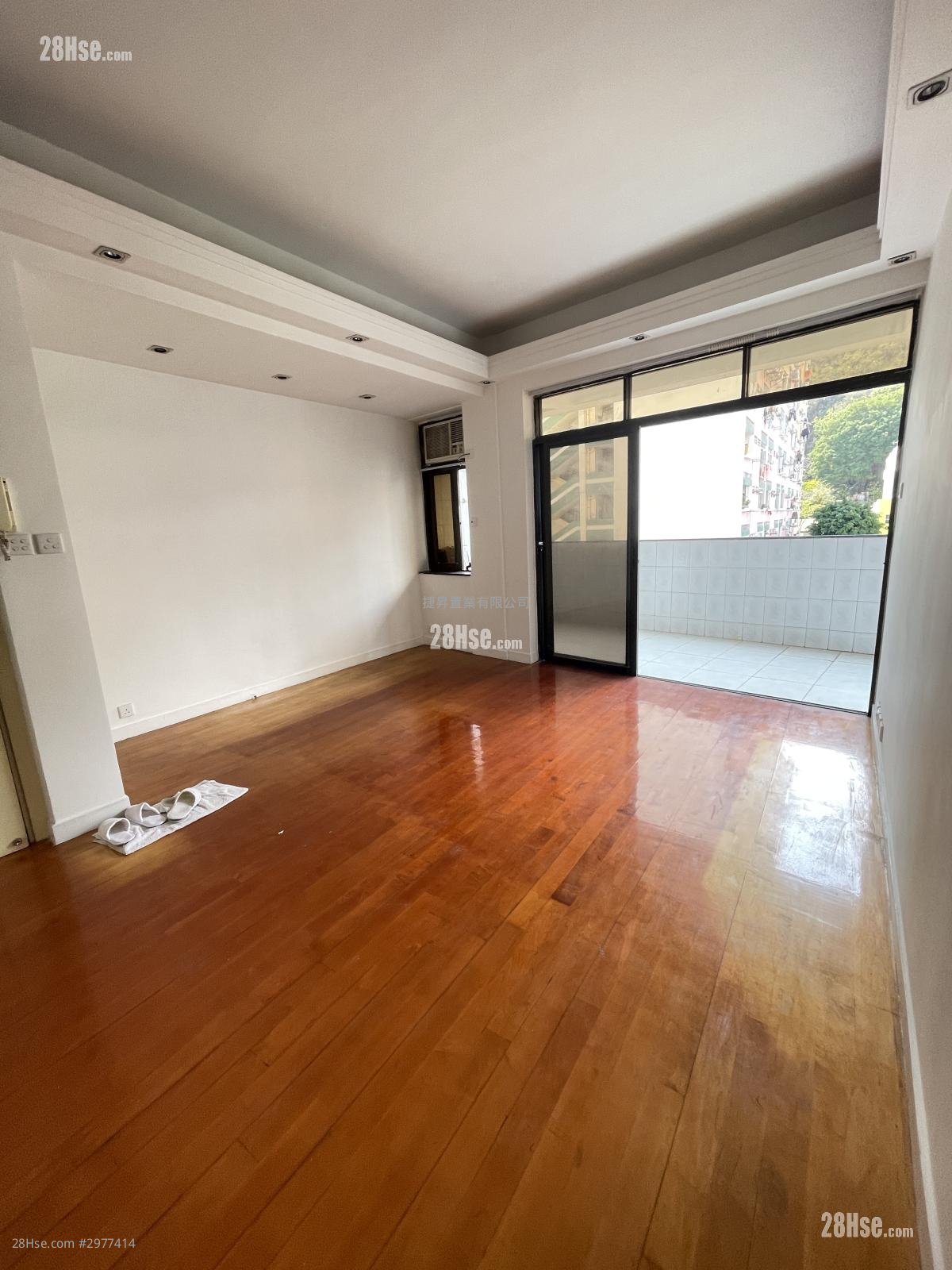 Tai Tung Court Rental 3 bedrooms , 1 bathrooms 993 ft²