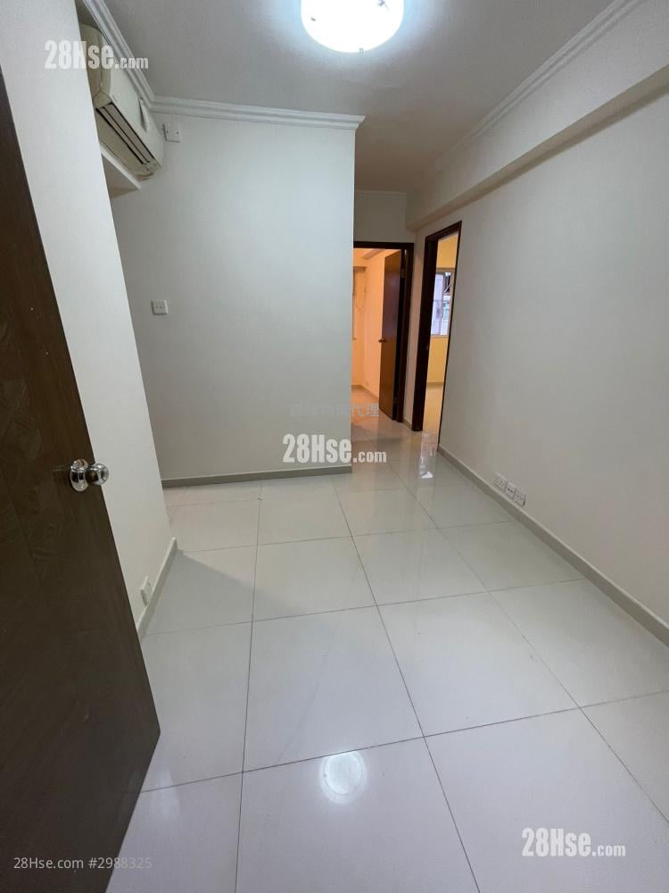 Sung Oi House Sell 2 bedrooms , 1 bathrooms 347 ft²