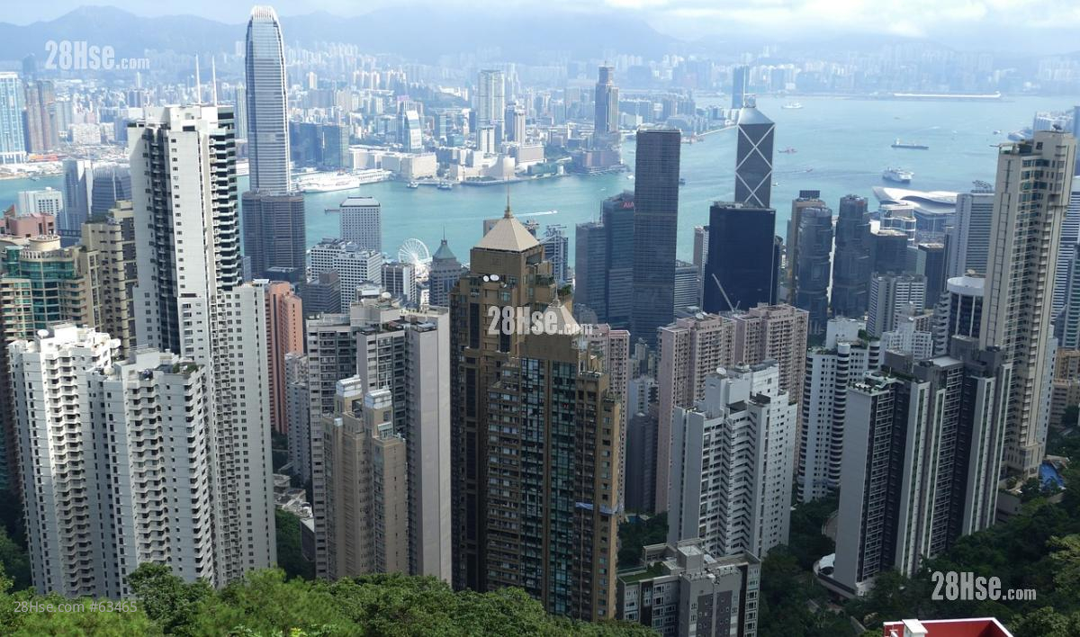 Hong Kong Home Prices Hit 7.5-Year Low Amid Ongoing Decline