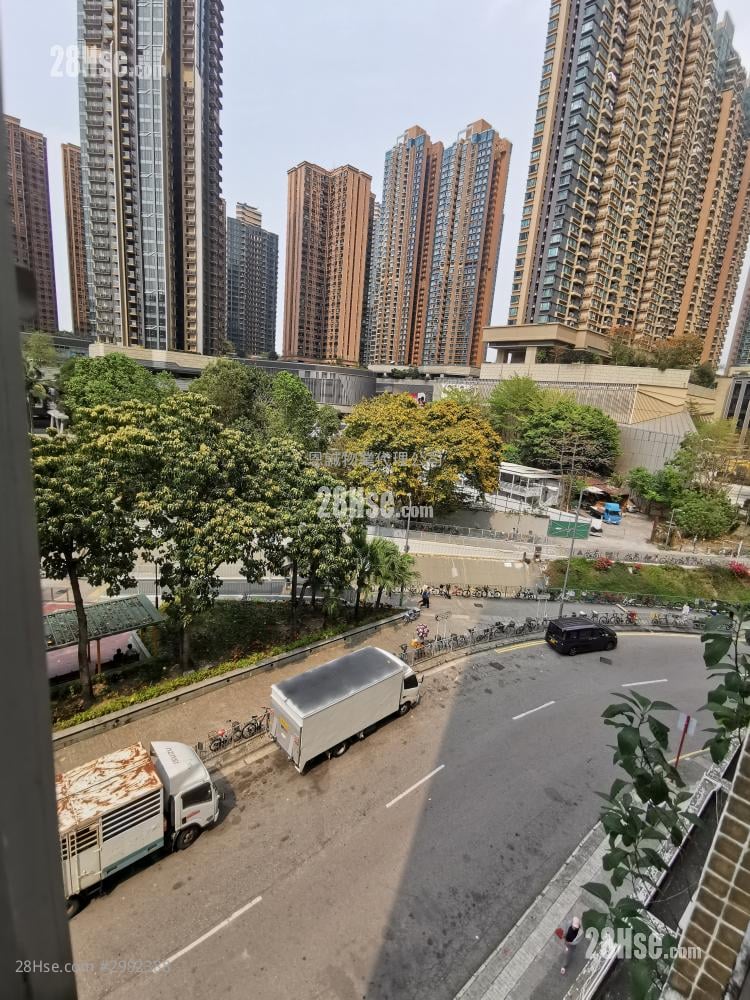 Wing Fu Mansion Sell 2 bedrooms , 1 bathrooms 323 ft²