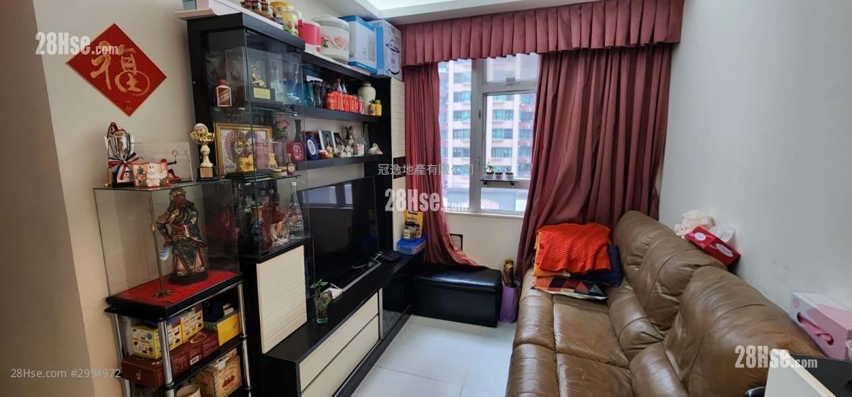 Hing Hon Building Sell 3 bedrooms 504 ft²