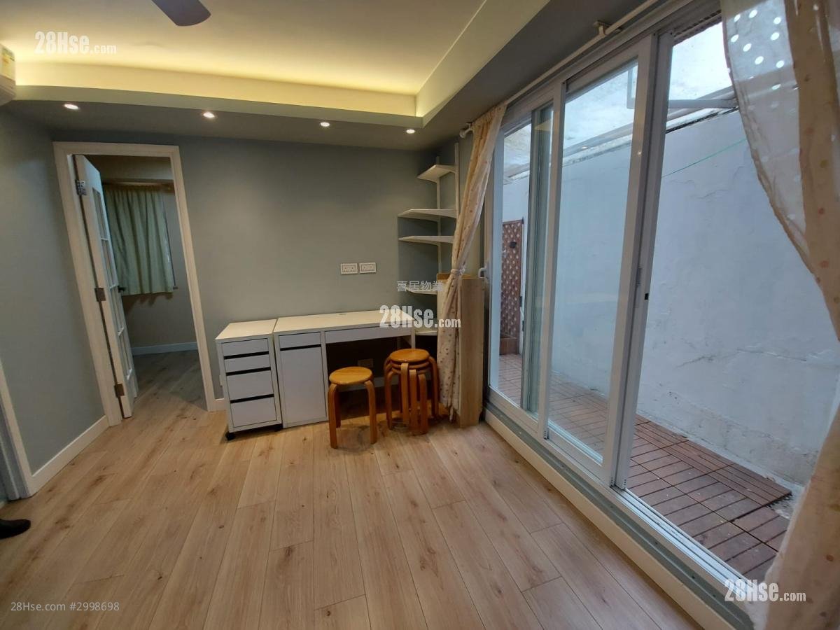 Kiu Fai Building Sell 1 bedrooms , 1 bathrooms 336 ft²