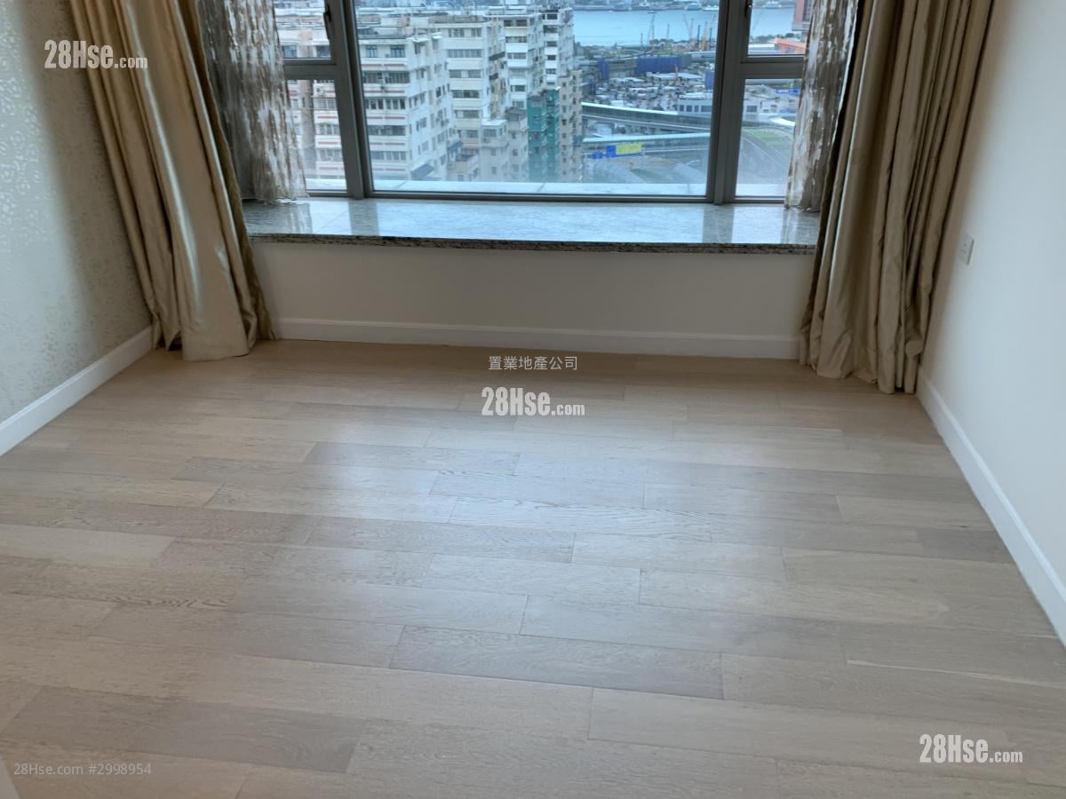 御金国峯 售盘 3 房 , 3 浴室 1,145 平方尺