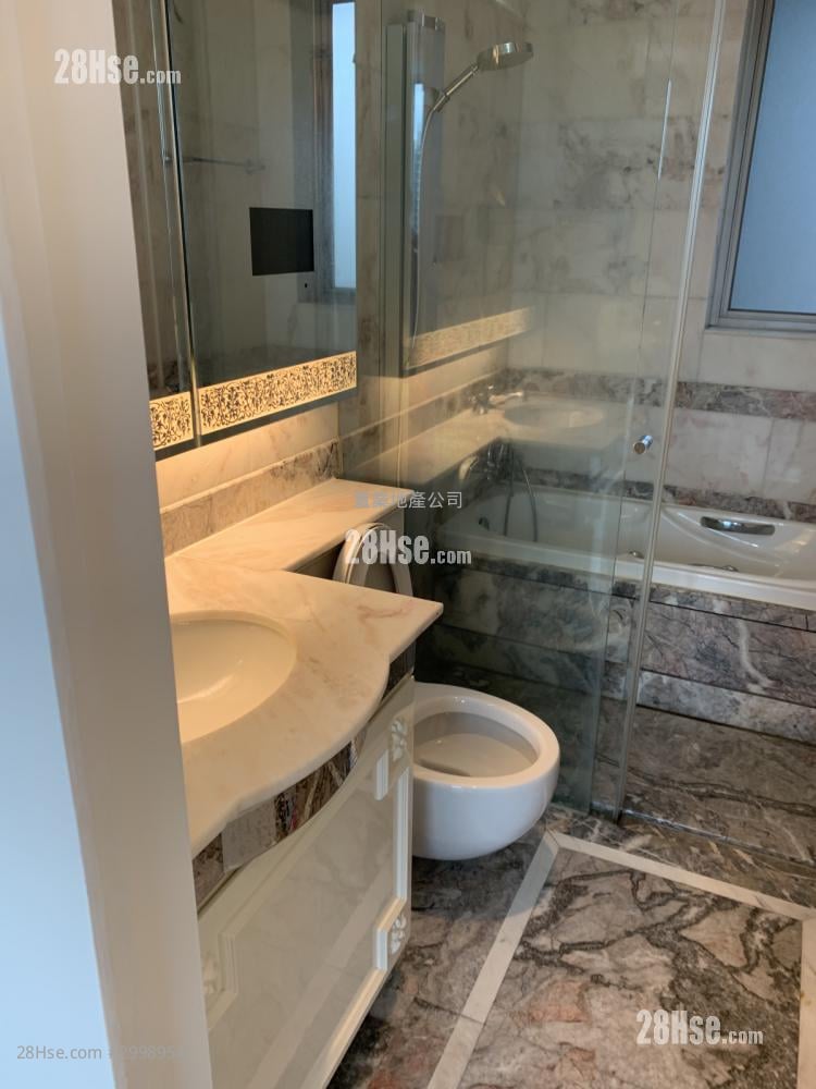 御金国峯 售盘 3 房 , 3 浴室 1,145 平方尺