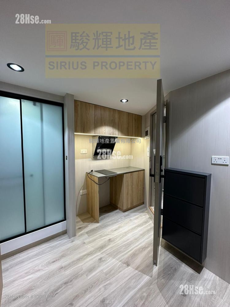 Hung Hsing Building Rental Studio , 1 bathrooms 120 ft²