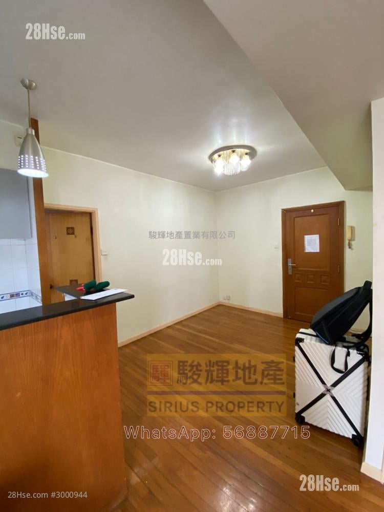 Fung Wong Chuen Building Sell 2 bedrooms , 1 bathrooms 384 ft²