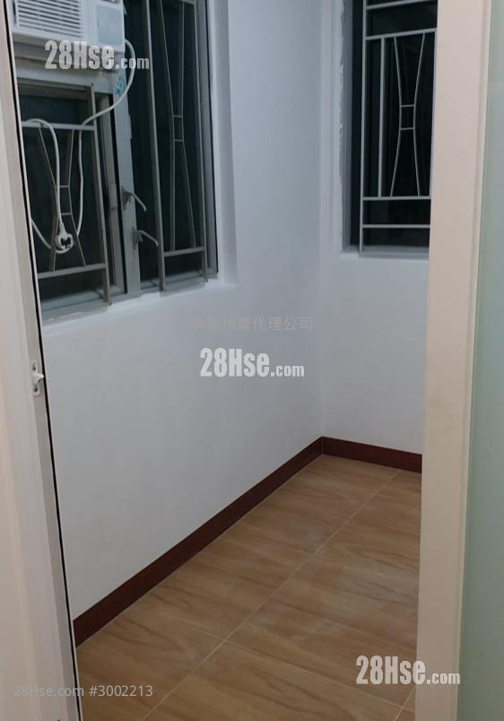 Cheong Fung Mansion Sell 3 bedrooms , 3 bathrooms 432 ft²