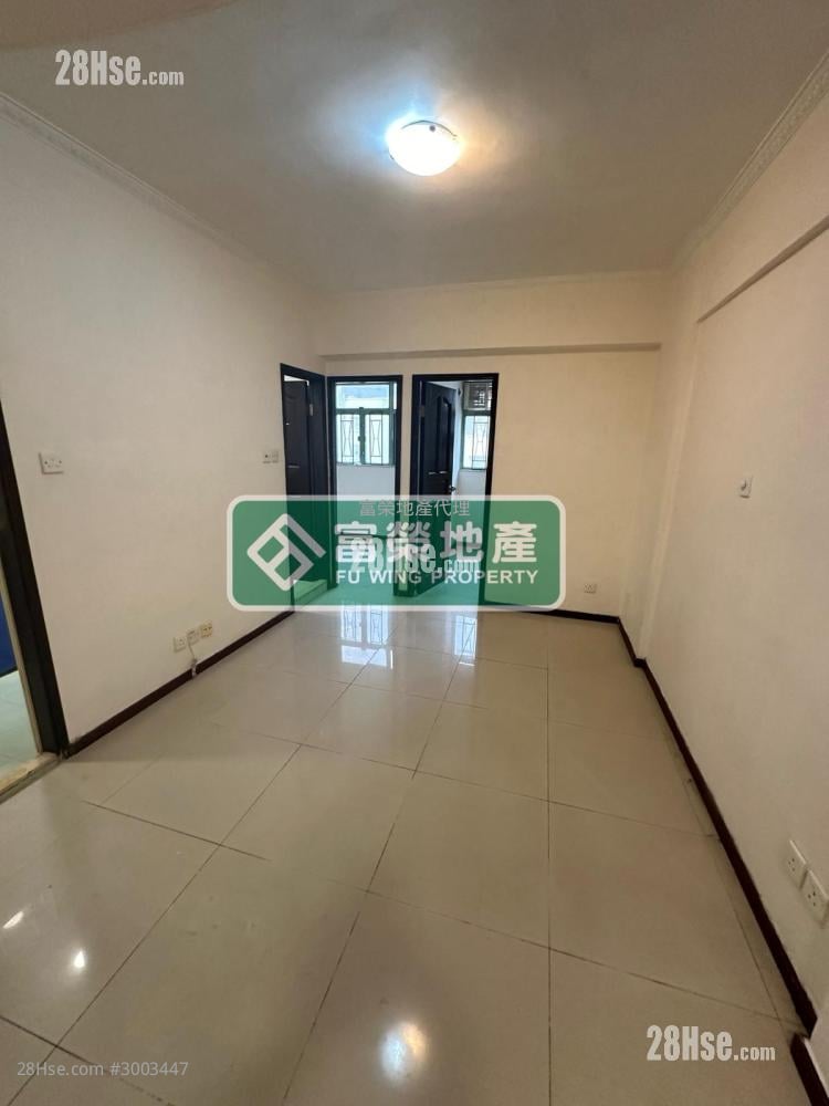 Diamond Building Sell 3 bedrooms , 1 bathrooms 465 ft²
