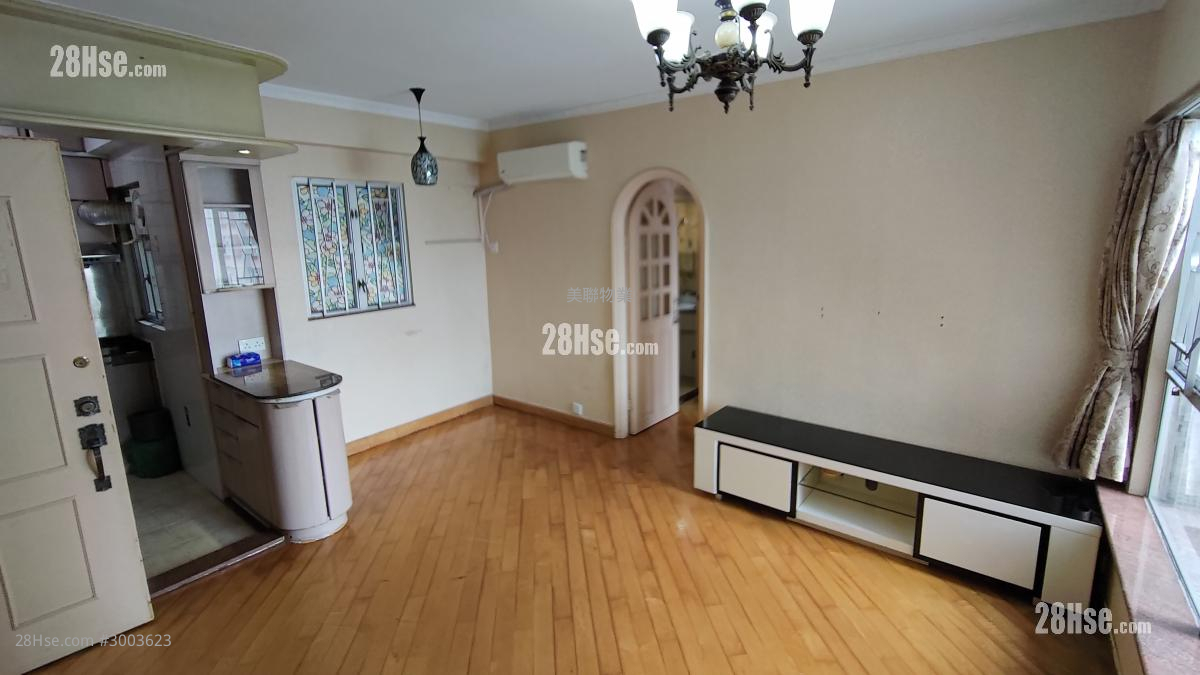 Sheungshui Town Center Sell 2 bedrooms 401 ft²