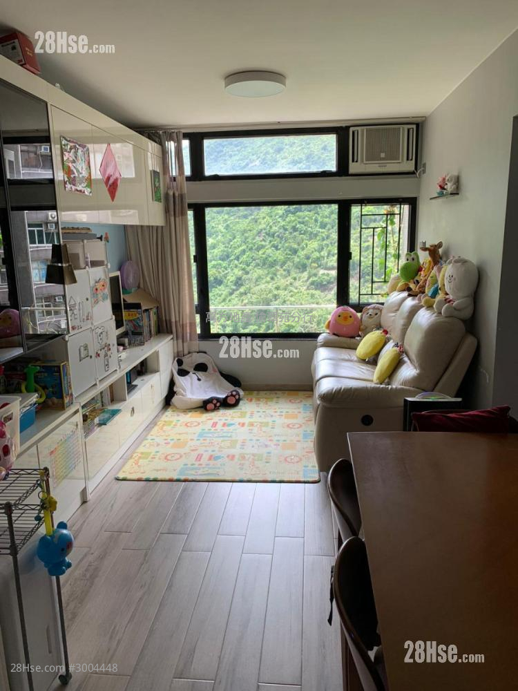 Kwong Lam Court Sell 3 bedrooms , 1 bathrooms 595 ft²