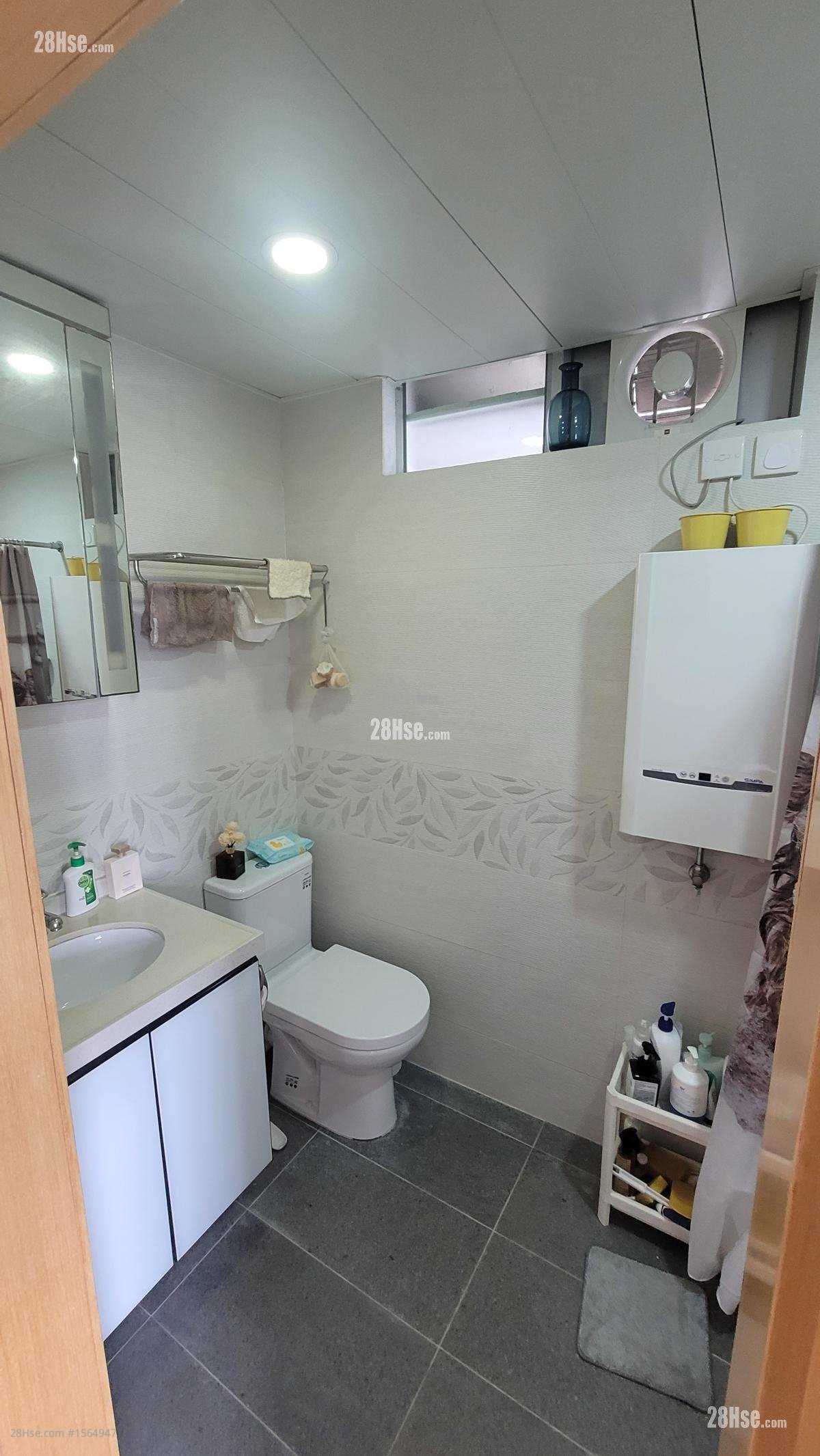 Hing Tin Estate Sell 2 bedrooms , 1 bathrooms 381 ft²