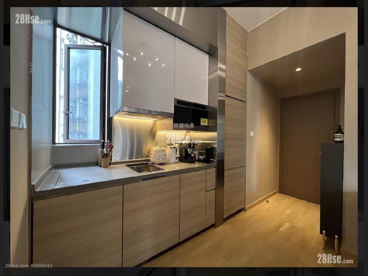 Monti Sell 1 bedrooms , 1 bathrooms 386 ft²