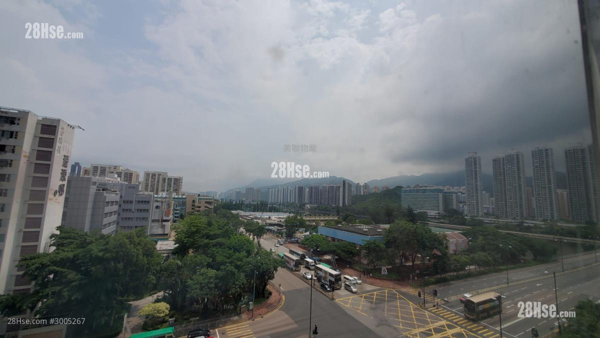 Shatin New Town Sell 2 bedrooms 390 ft²