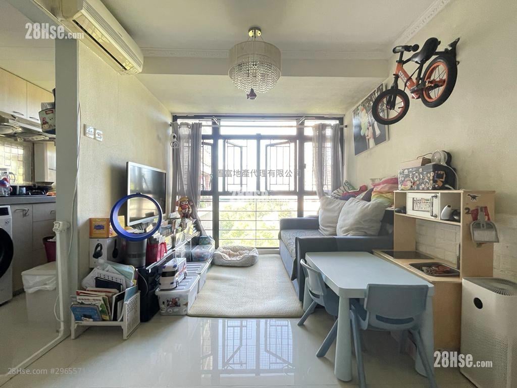Tsui Yiu Court Sell 2 bedrooms , 1 bathrooms 410 ft²
