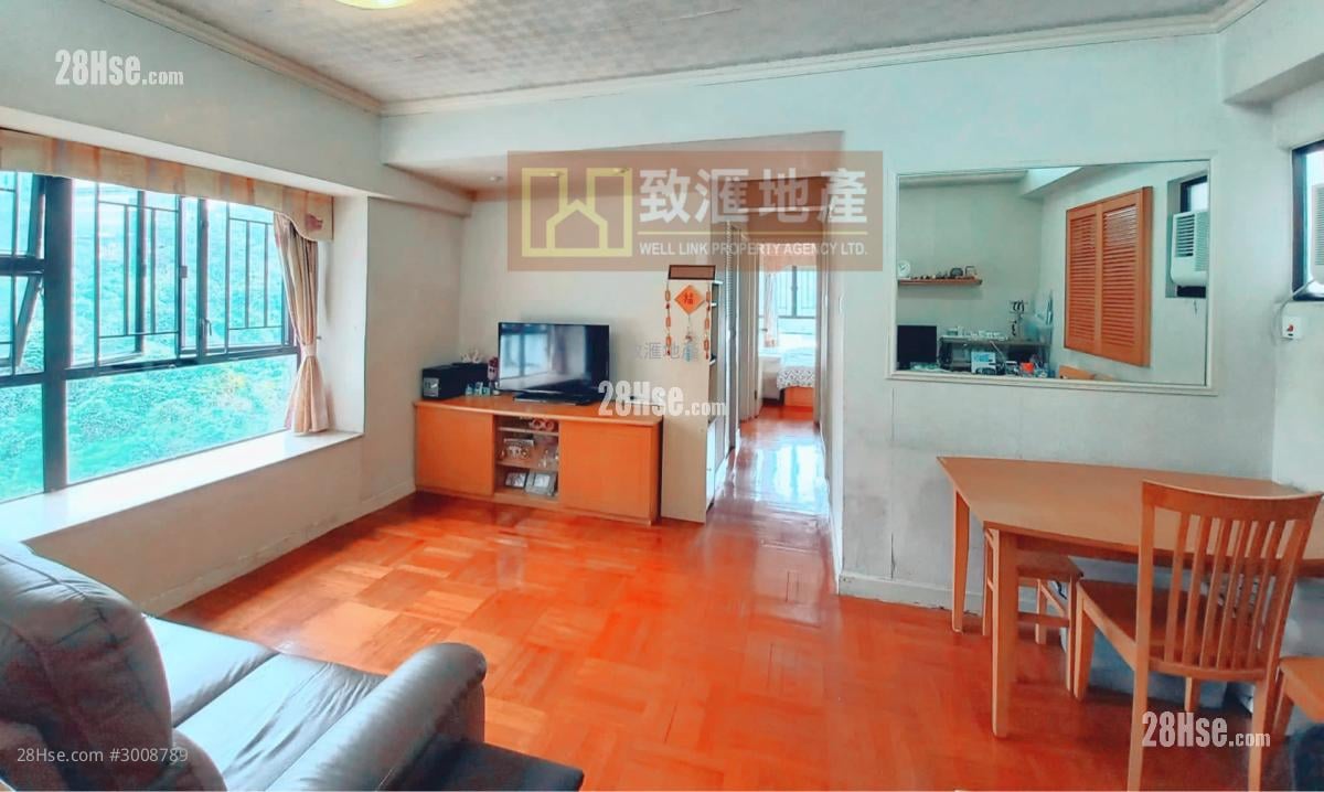 Wah Fung Garden Sell 3 bedrooms 515 ft²