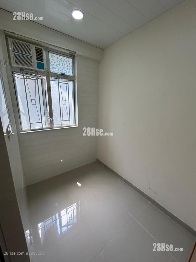 Yen Dack Building Rental 1 bedrooms , 1 bathrooms 90 ft²