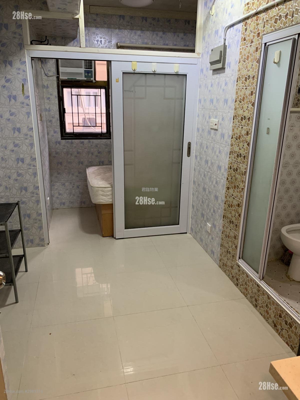 Man Cheong Building Rental 1 bedrooms , 1 bathrooms 130 ft²