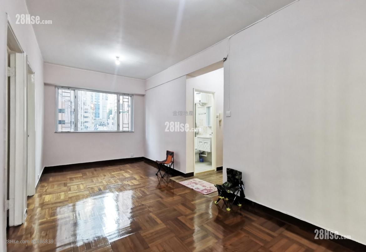 Fung Woo Building Sell 2 bedrooms 508 ft²